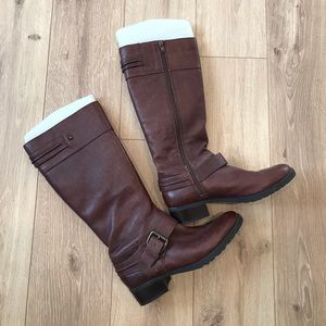 Steve Madden Brown Boots